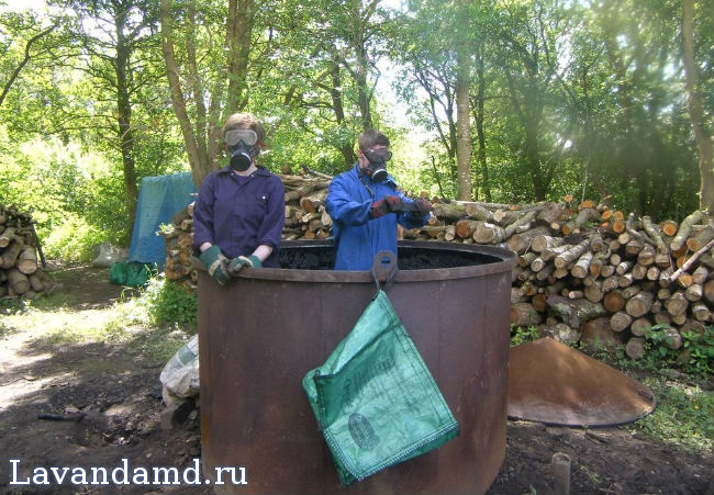 Как делают древесный уголь Как делают древесный уголь