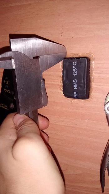 Как сделать настенный держатель для инструментов своими руками Как сделать настенный держатель для инструментов своими руками
