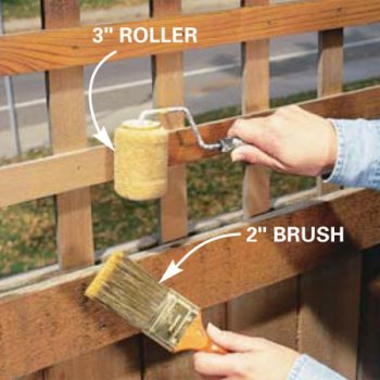 Как дать новую жизнь старому забору своими руками? Как дать новую жизнь старому забору своими руками?